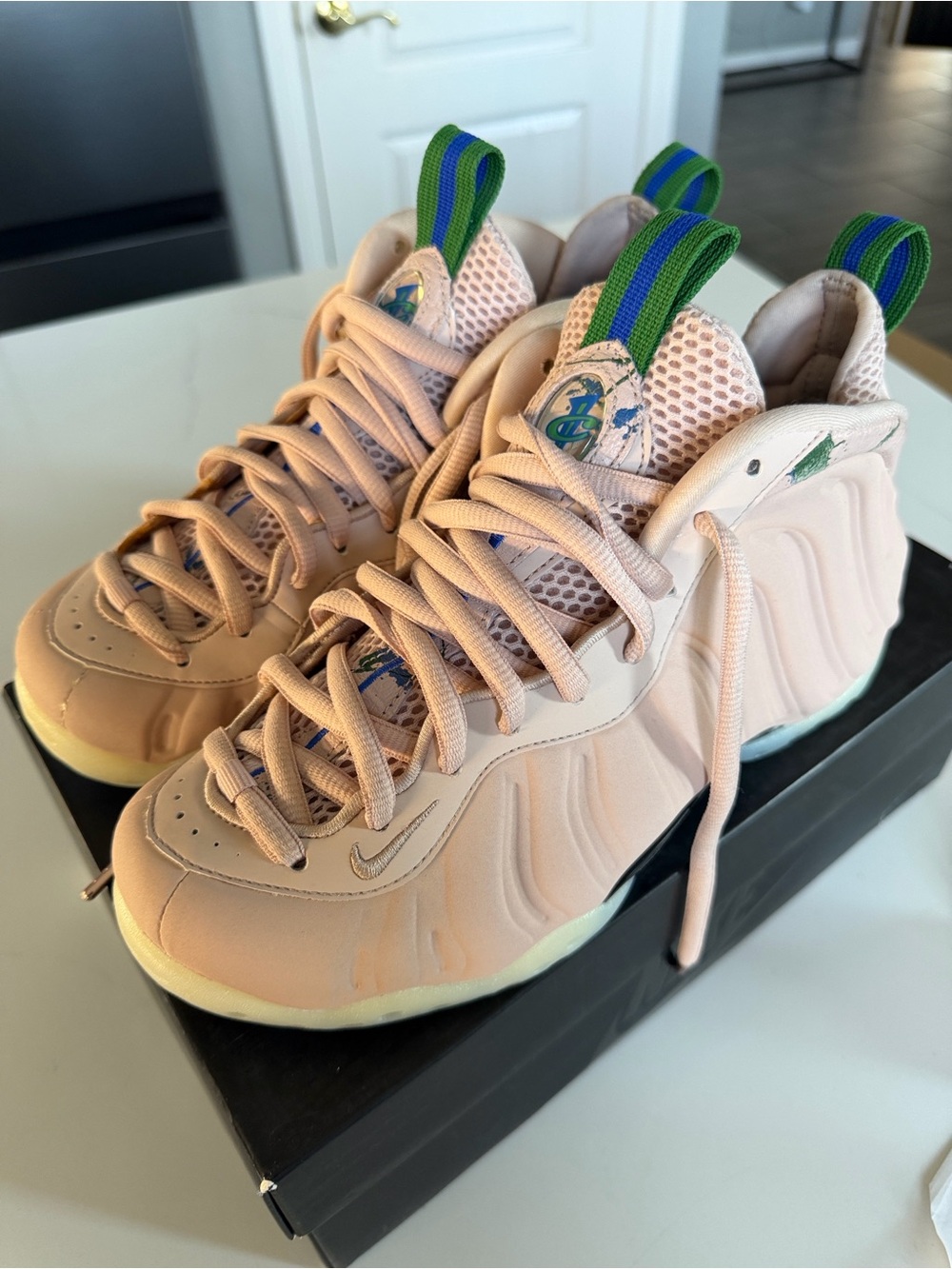 Nike Women’s Peach Foamposite-Style Sneakers with Green & Blue Pull Tabs